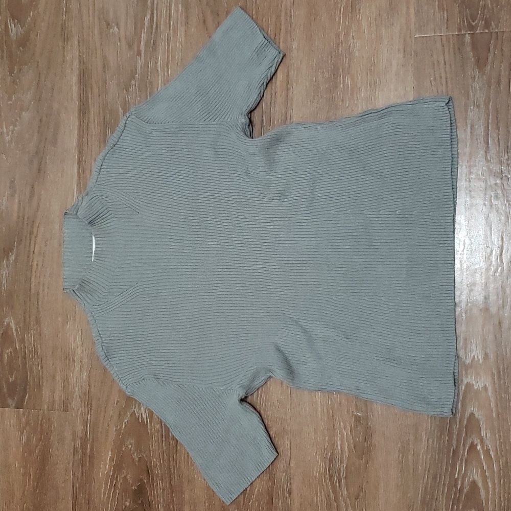 (L) Ingenuity Made in Canada Ribbed Knit Turtleneck Top Cozy Cottagecore Neutral
